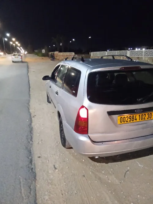 Ford Focus 5 portes 2002 Focus 5 portes