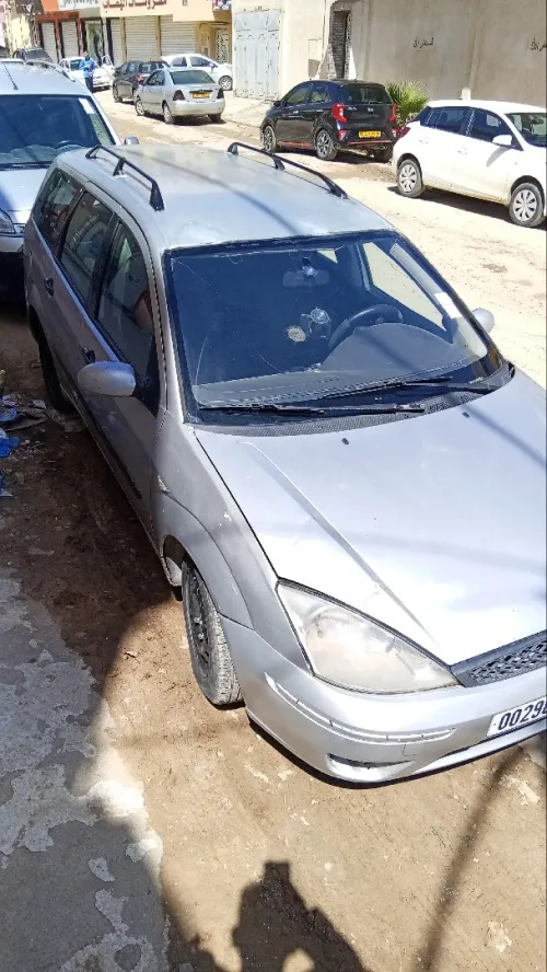 Ford Focus 5 portes 2002 Focus 5 portes