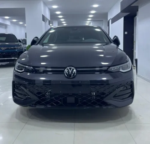 Volkswagen Golf 8 2025 R-Line