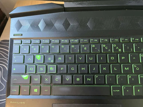 HP pavilion 15