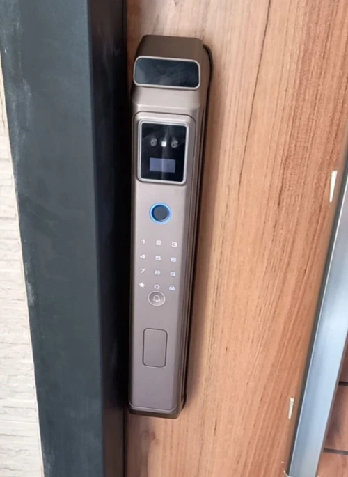 Serrure intelligente avec camera HD et recounaissance faciale, Sécurité avancée pour porte d'entrée