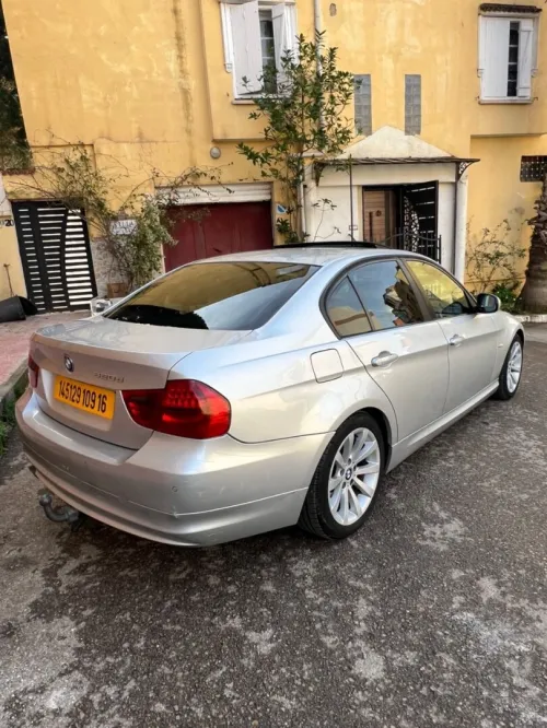 BMW Série 3 2009 