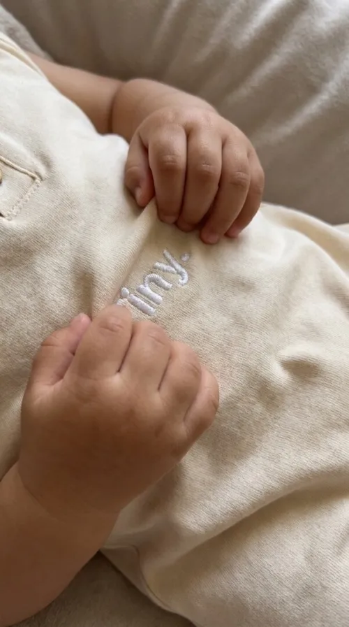 Grenouillère Tiny pour bébé 100% coton