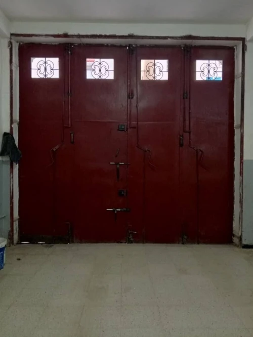 Porte en fer