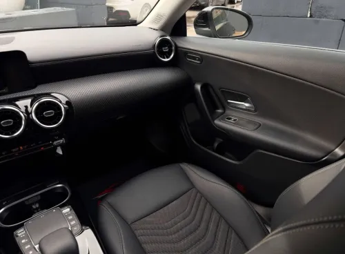 Mercedes Classe V 2023 CLA180