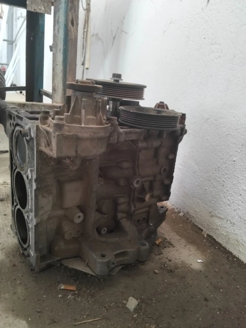 bloc moteur fabia 1.2 3 cylaindre