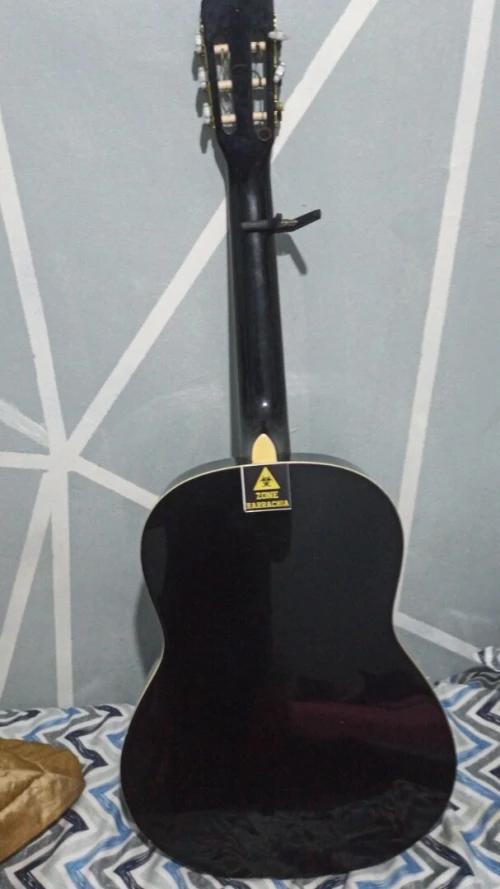Guitare classique jackson 