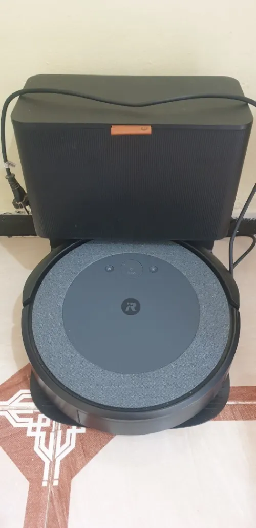 Aspirateur robot roomba i5 plus