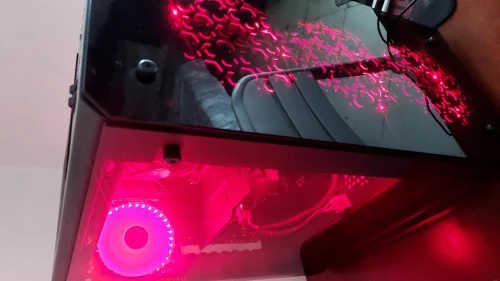 Pc gamer gtx1060 6g. I7 7ème. 16g RAM. 1250g stockage ssd+hdd