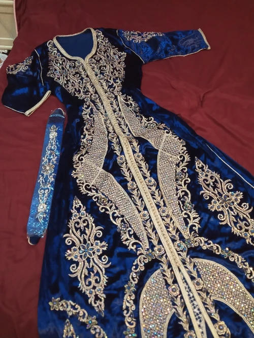 Caftan élégant neuf importé de France