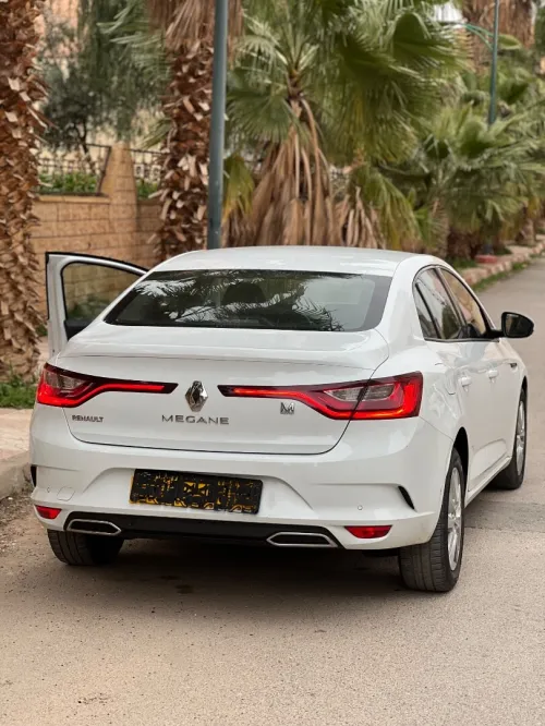 Renault Arkana 2023 RENAULT MEGANE 2