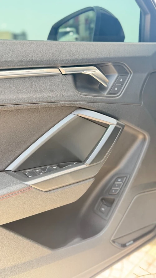 Audi Q3 2023 S Line Quatro
