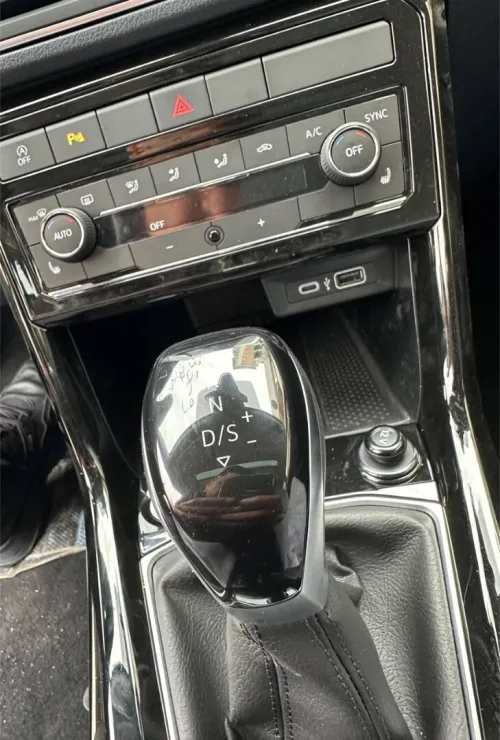 Volkswagen Tahru 2025 Xr