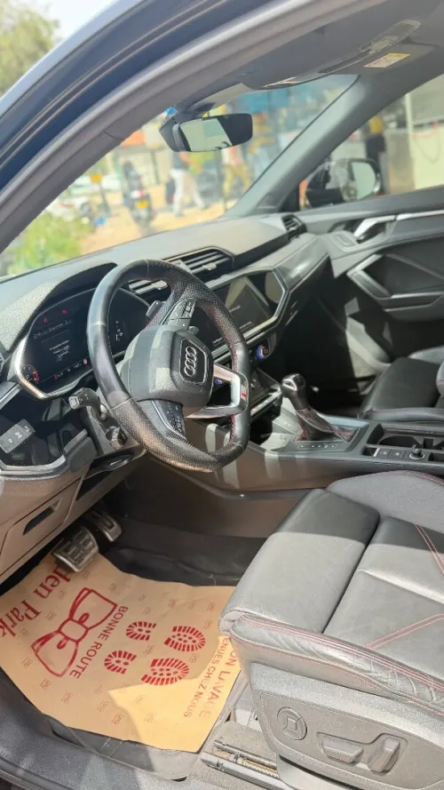 Audi Q3 2023 S Line Quatro