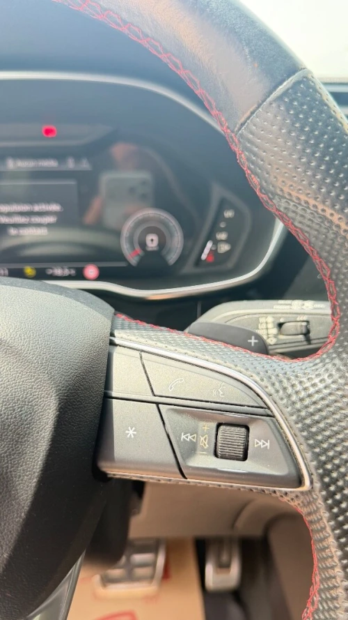 Audi Q3 2023 S Line Quatro