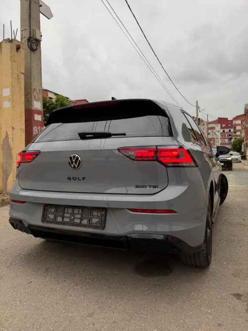 Volkswagen Golf 8.5 2025 Black édition