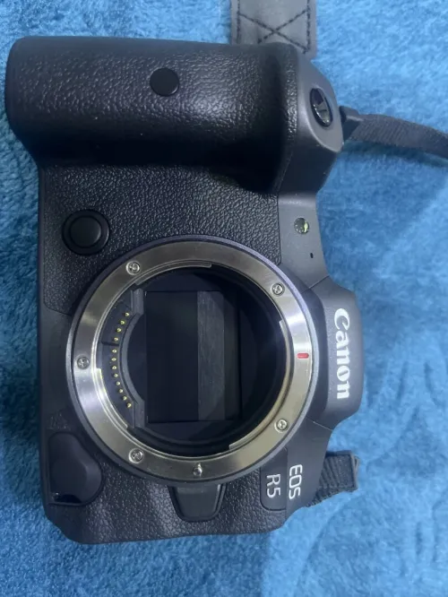 Canon R5