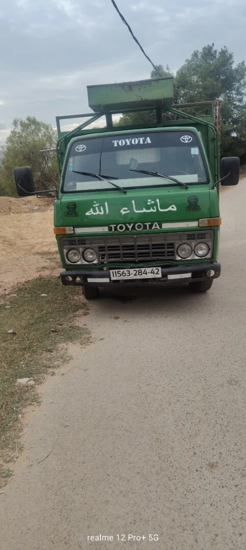 Toyota B30 1984