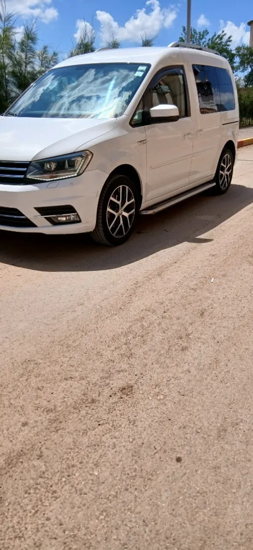 Volkswagen Caddy 2017 Highline