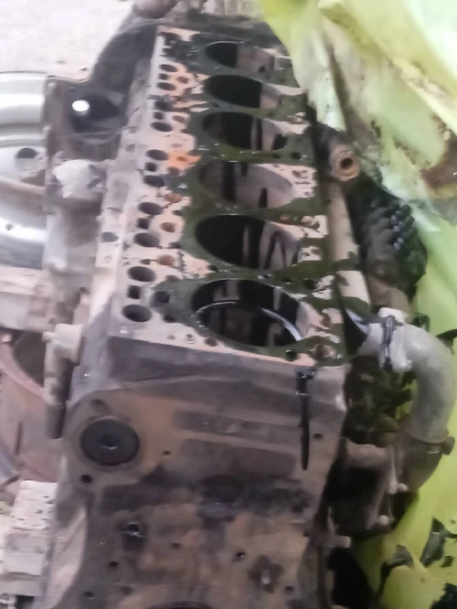 Moteur camio fiat 619 annee 87