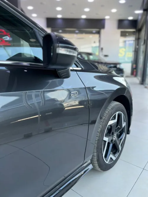 Volkswagen Golf 8 2025 8.5 R