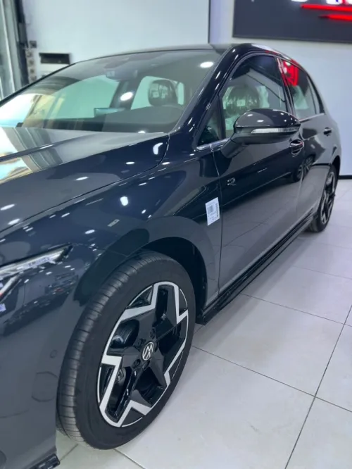 Volkswagen Golf 8 2025 8.5 R