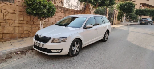 Skoda Octavia Combi 2016 1'8 dgs