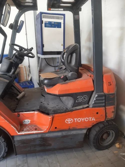Toyota 2.0 t 