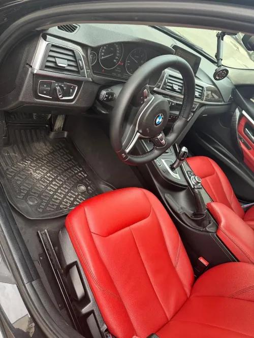 BMW Série 3 2018 Luxury Line