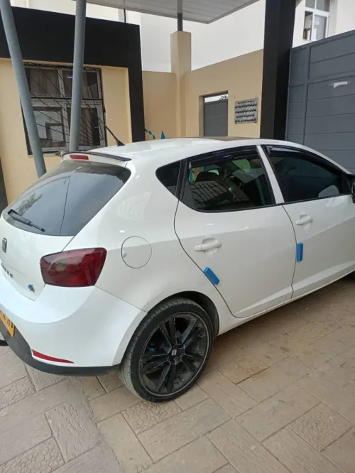 Seat Ibiza 2012 Fully +Toit ouvrant
