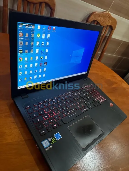 Asus Rog GL553 i7-7700HQ / 12 GB Ram / GTX 1050 (4Gb)