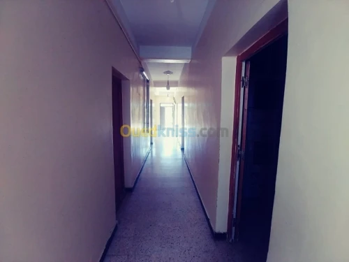 Vente Appartement Niveau de villa F5 Jijel Sidi abdelaziz