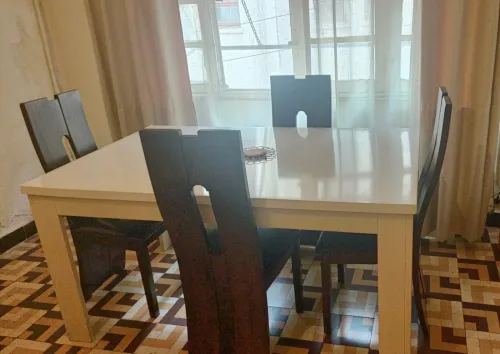 Table a manger 6 chaises