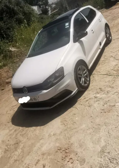 Volkswagen Polo 2016 Cara