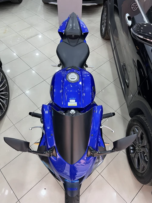 Yamha R7 2022