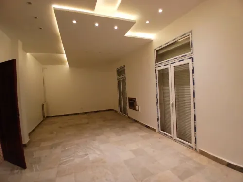Location Appartement Niveau de villa F4 Constantine Constantine