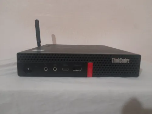Lenovo Thinkcentre M720q
