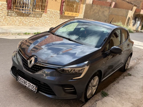 Renault Clio 5 2021 E-TECH