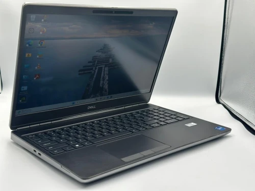 DELL  PRECISION 7560  I7-11850H /64G/512G *2 SSD/ NVIDIA RTX A4000 8G/15.6''FHD / WIN 11