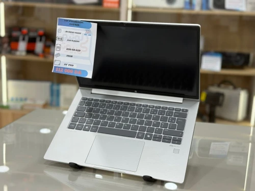 LAPTOP HP PROBOOK  445  G11  AMD RYZEN5-7535U/16G/256SSD  14'' FHD  WIN 11  /ETAT 10/10