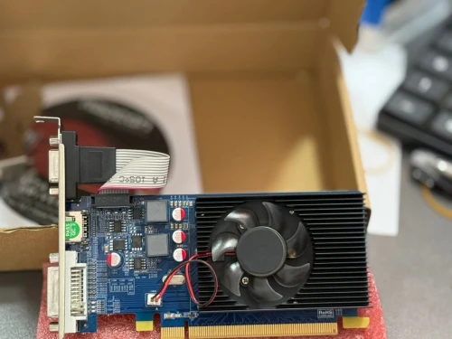  Carte Graphique HD7450  2GB GDDR3 