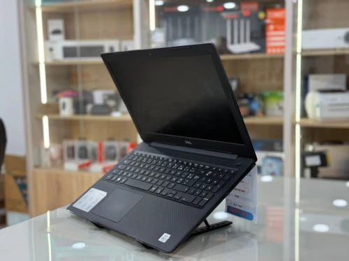 DELL VOSTRO 15-3000  I3-10110U/8GO/256G SSD /15.6'' FHD / WIN 10 PRO  / ETAT 10/10