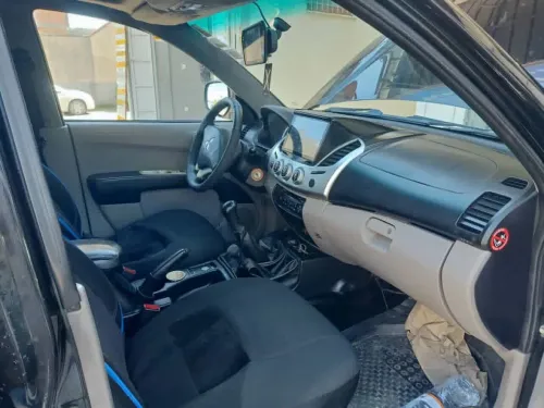 Mitsubishi L200 2013 Doube cabine Evolution
