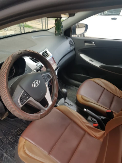 Hyundai Accent RB  4 portes 2017 Accent RB  4 portes