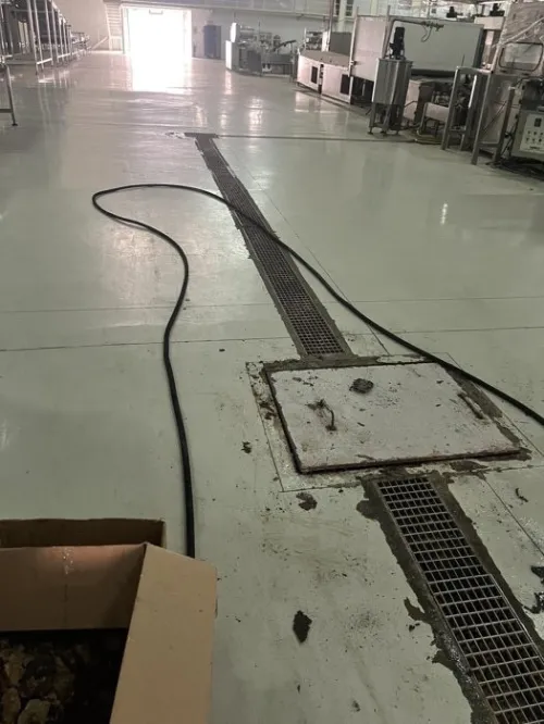 Camion débouchage canalisation vidange fosse septique 