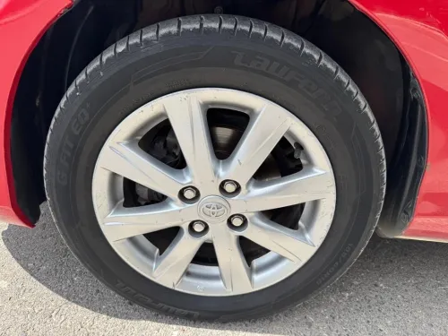 Toyota Yaris 2017 Red Edition
