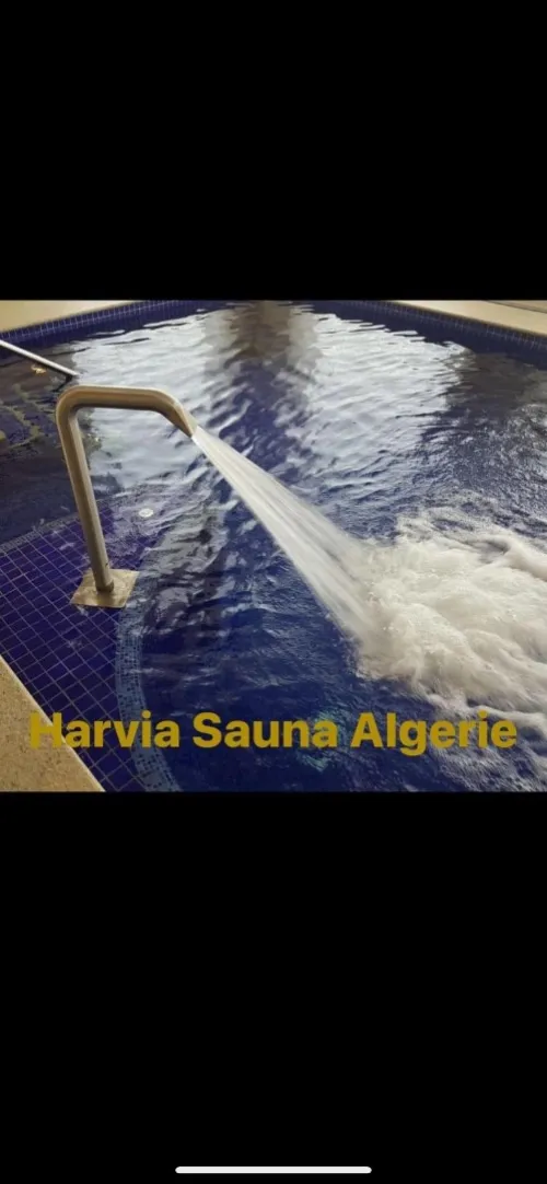 Equipements piscine Emaux , Spa jacuzzi Sundancespas