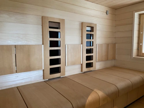 Le Sauna Harvia avec le bois . Aspen ,Abachi,thermoaspen,Thermoalder,pine , Spruce 