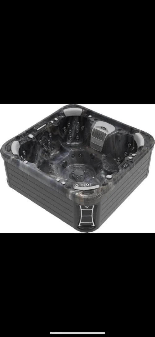 Equipements piscine Emaux , Spa jacuzzi Sundancespas