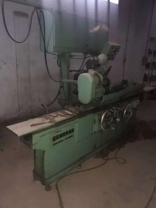 Rectifieuse cylindriques 